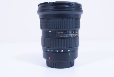 Location Tokina 11-20 f/2.8 EF-S