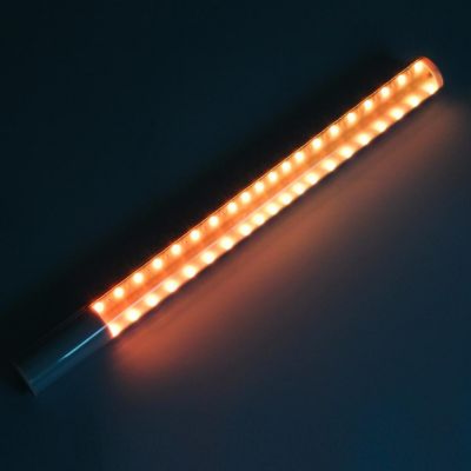 Projecteur LED "sabre laser" YONGNUO 360 2 II - Photo 1 sur 5