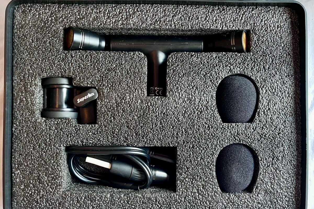 Location Superlux S502 - Lightyshare