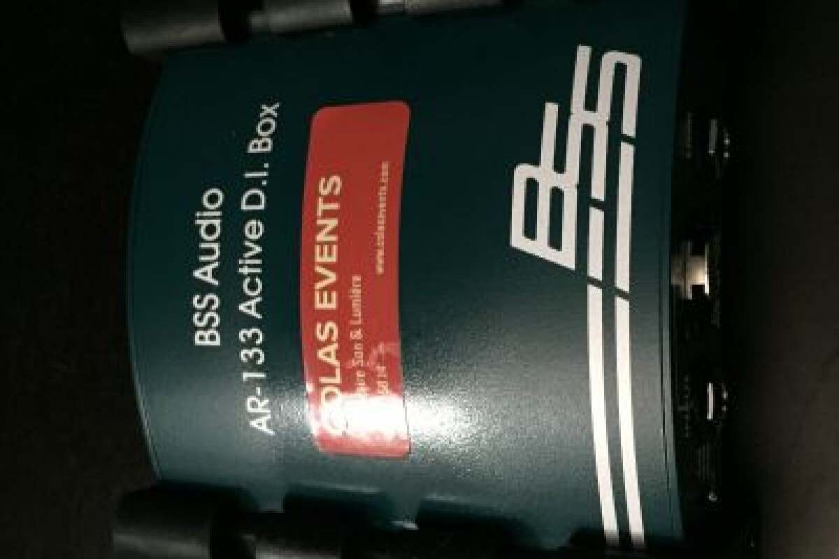 Location DI BSS AR133 - Boite de direct - Lightyshare