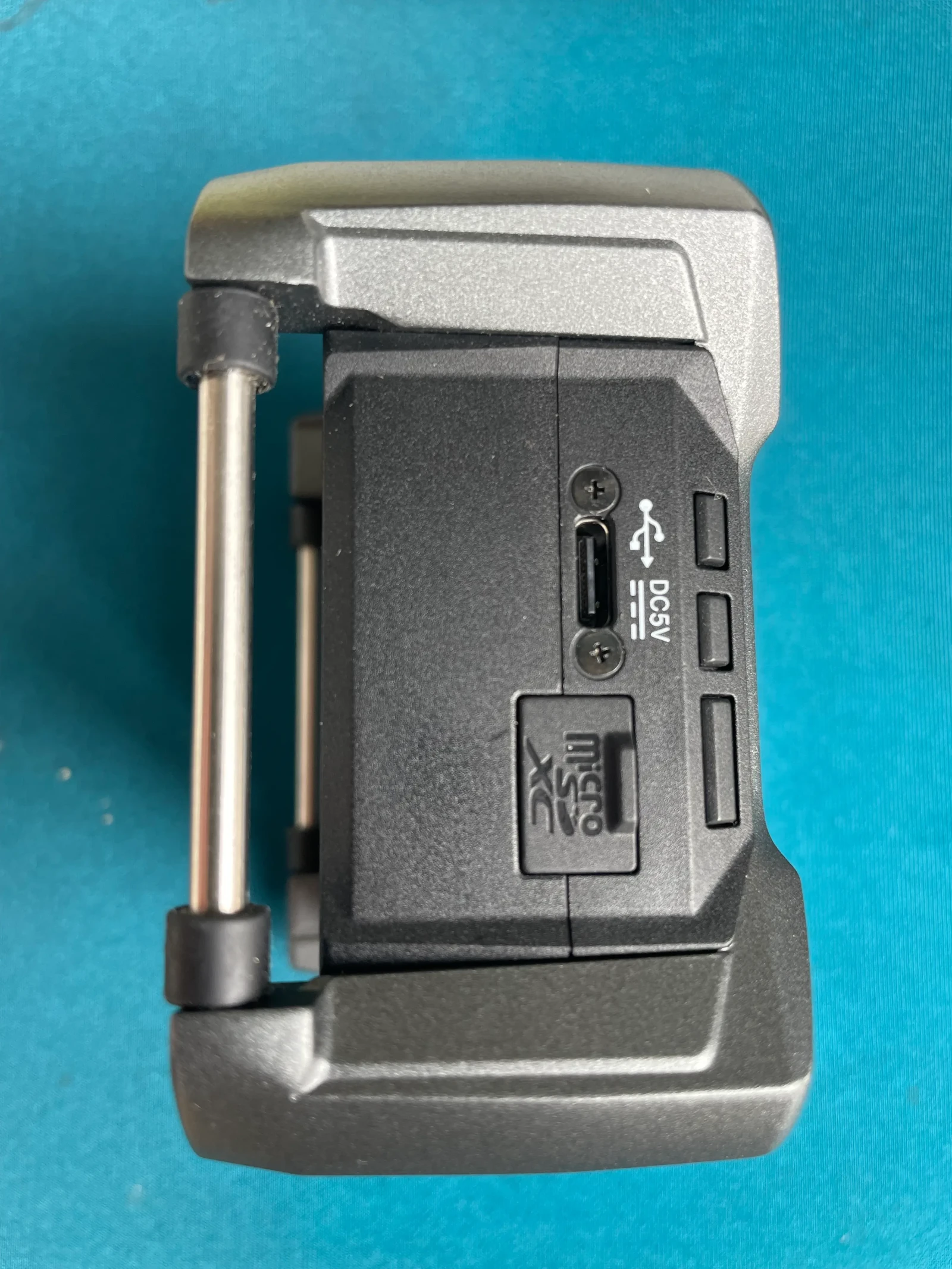 Zoom F3 - Photo 4 sur 6