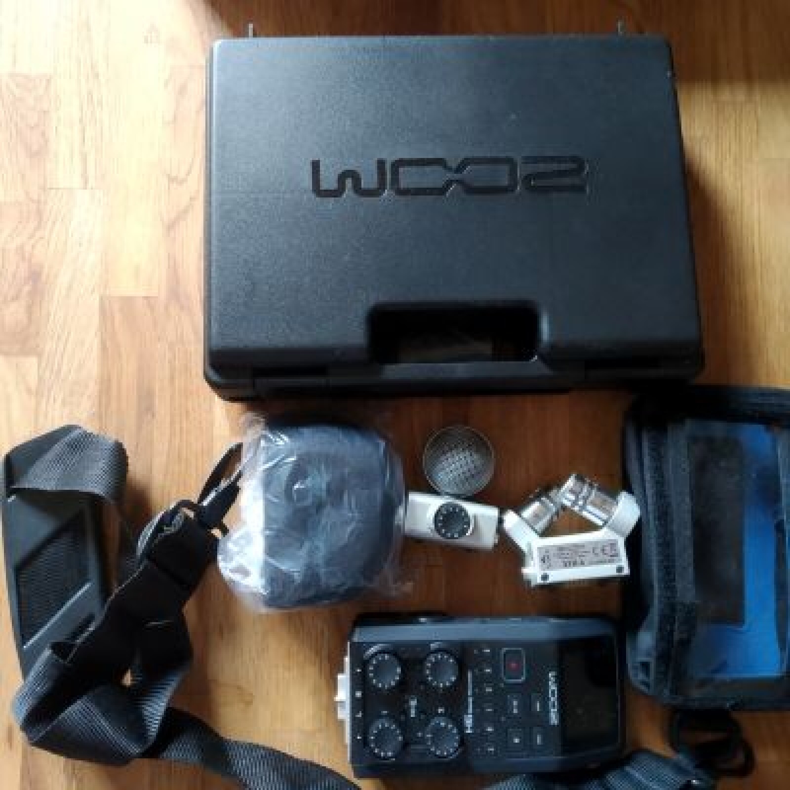 Micro Zoom H6 + housse + sangle - Photo 1 sur 1