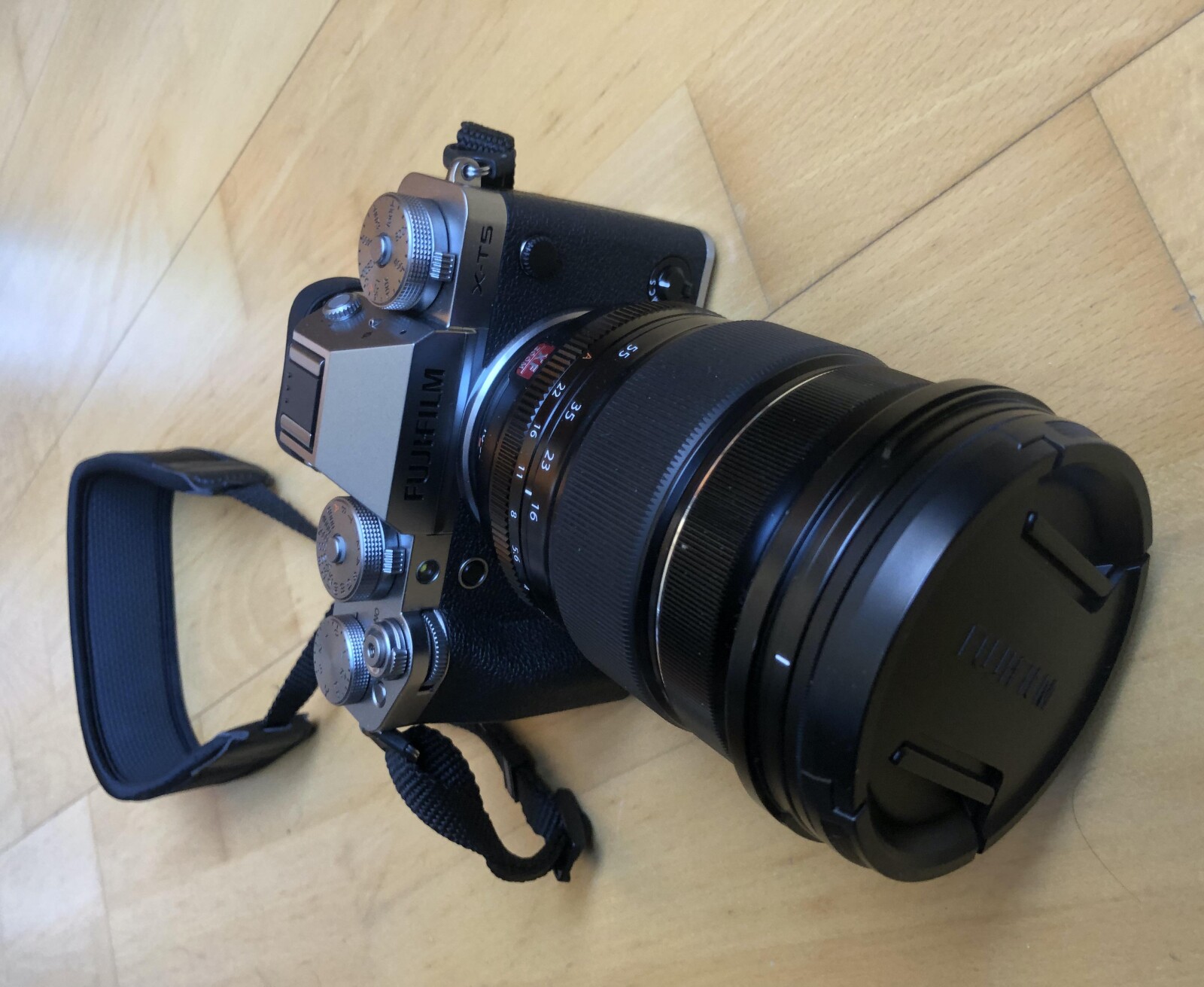 Fujifilm X-T5 – Kit de base - Photo 1 sur 5