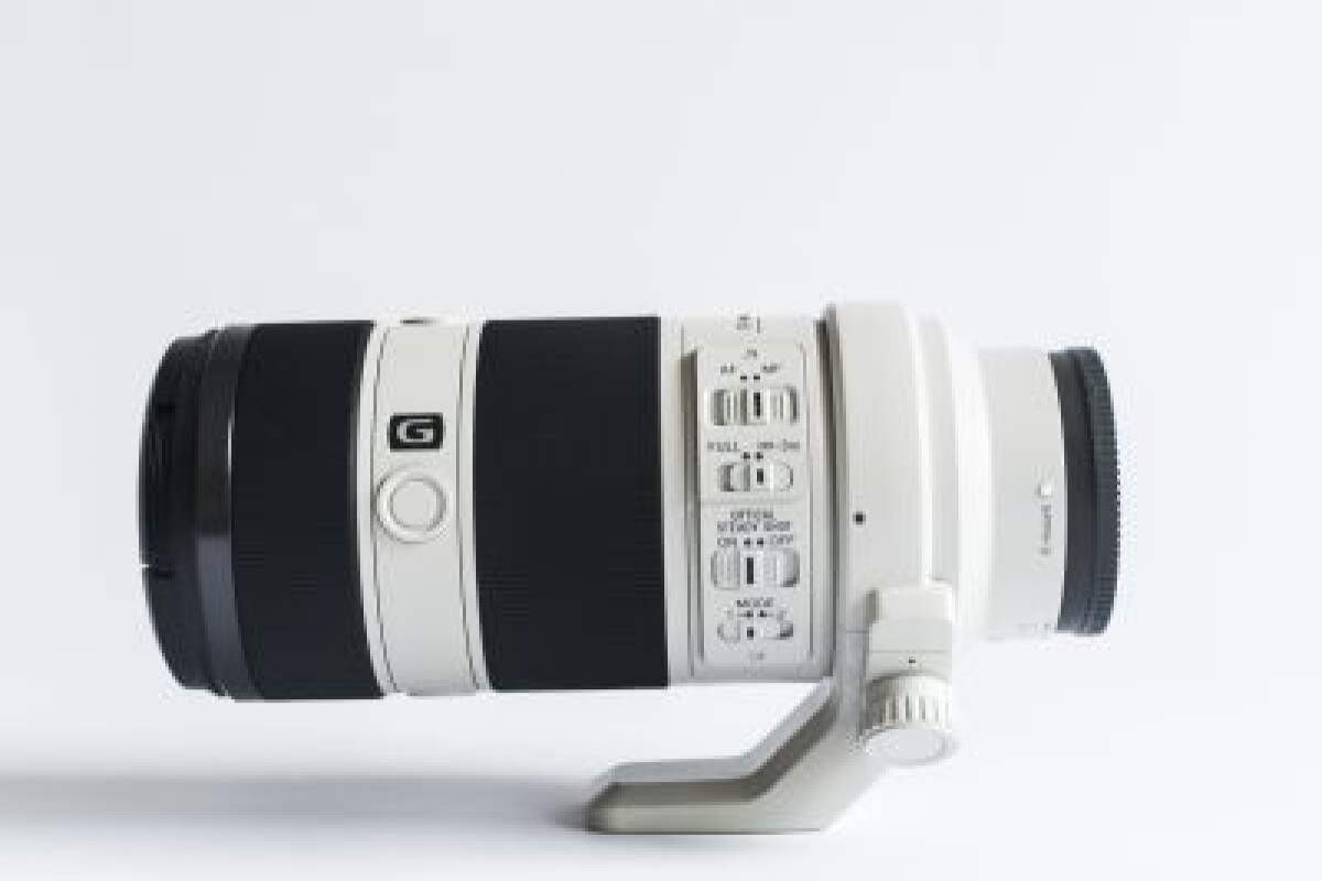 Location Pack Sony A7S II + Zeiss 50mm f2.0 + Rokinon 35mm T1.5 + Sony 70/200mm f4.0 + Tilta Gravity G2X - Lightyshare