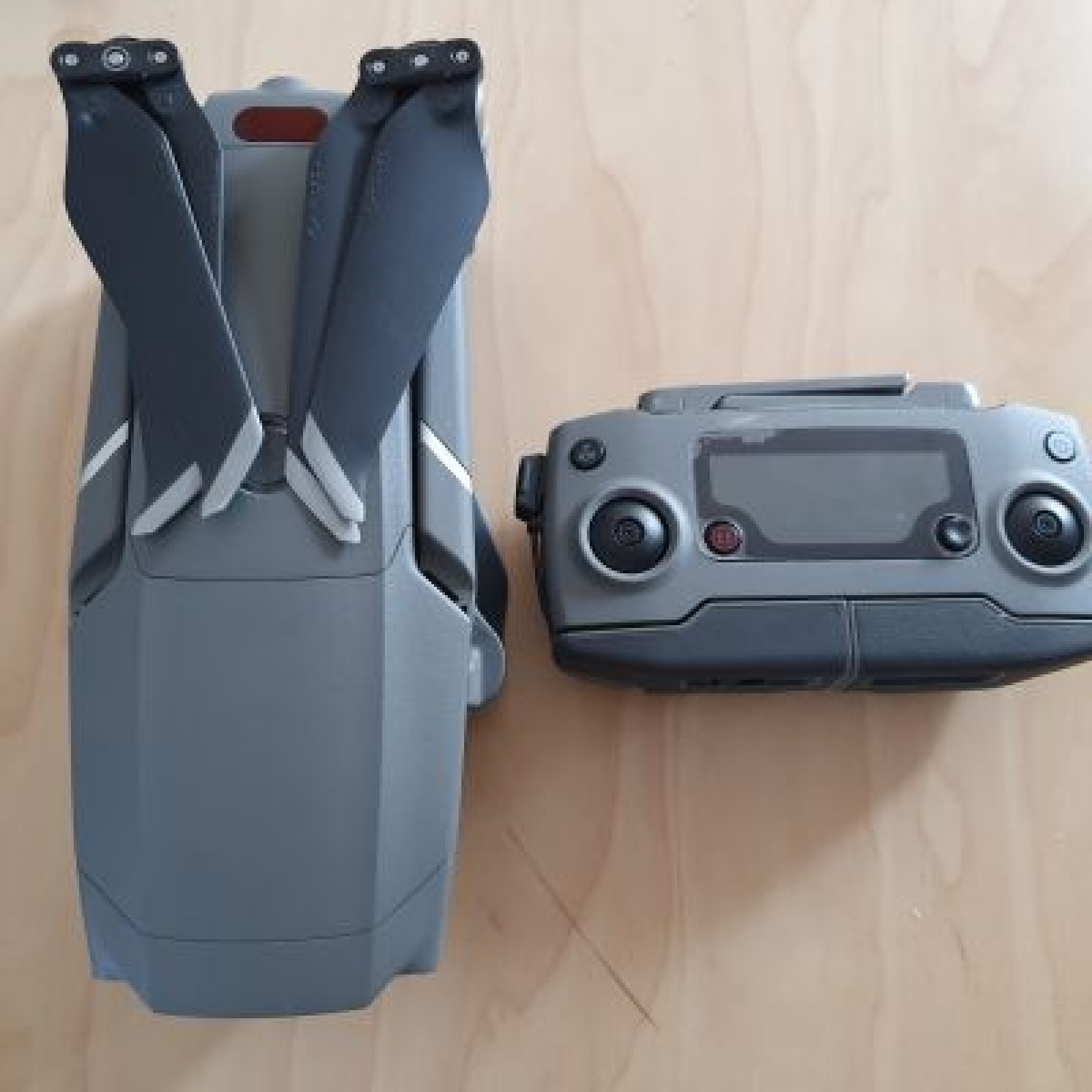Mavic 2 Pro + Kit Fly More Combo - Photo 2 sur 4