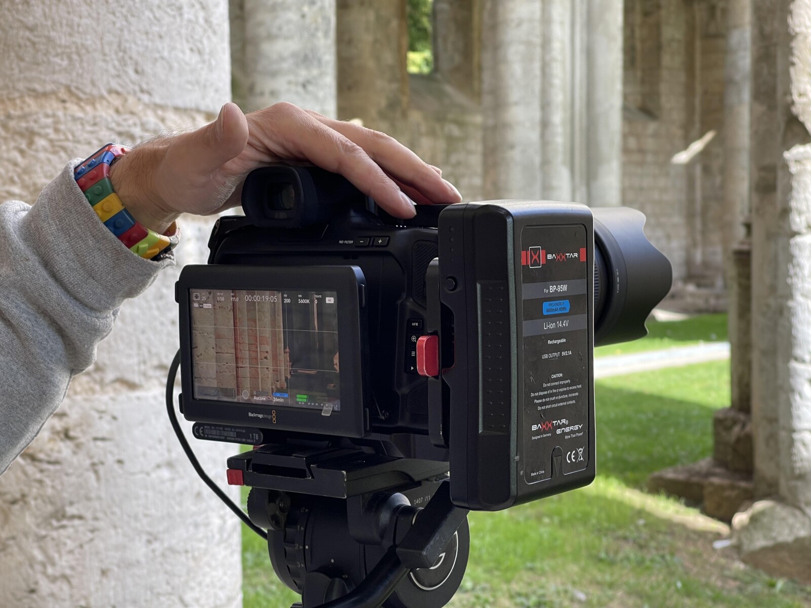 Blackmagic Design Pocket Cinema Camera 6K Pro - Photo 2 sur 4