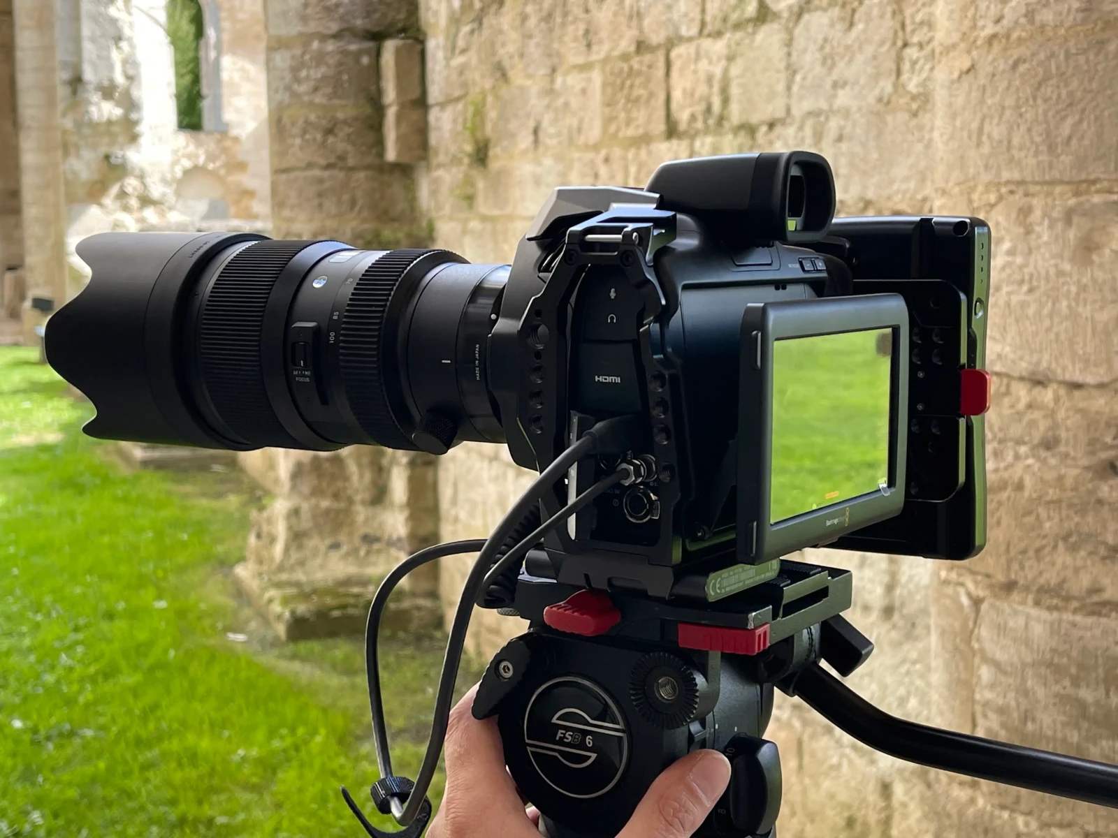 Blackmagic Design Pocket Cinema Camera 6K Pro - Photo 3 sur 4