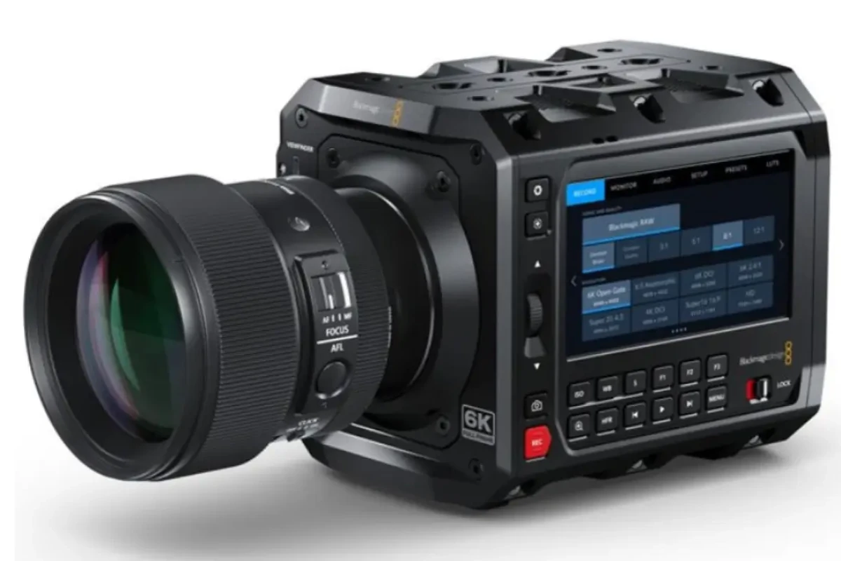 Location Blackmagic Pyxis 6K (EF mount) - Lightyshare