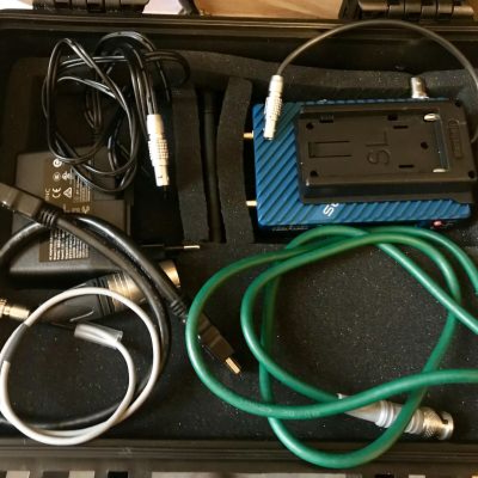Teradek Serv Pro - Retour video sur iphone / ipad / Galaxy - Photo 2 sur 2
