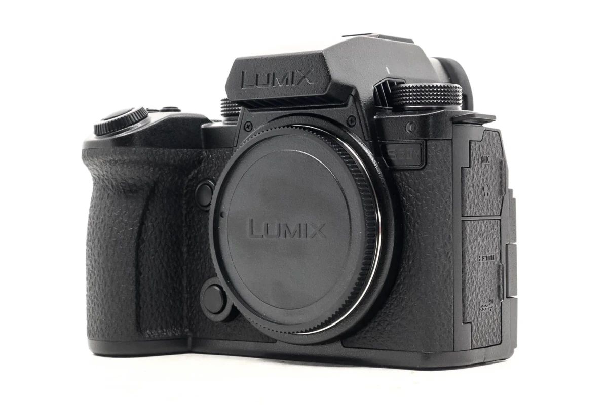 Location Panasonic Lumix S5 IIx - Lightyshare
