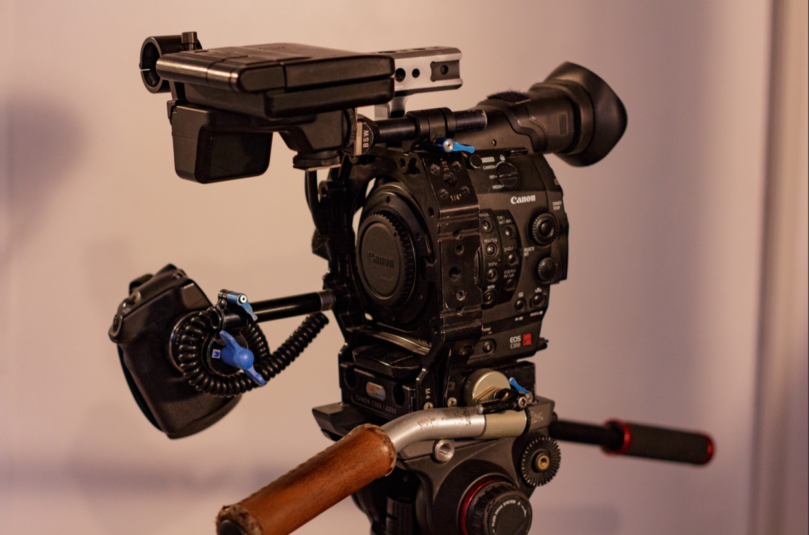 Canon EOS C300 - Photo 1 sur 4