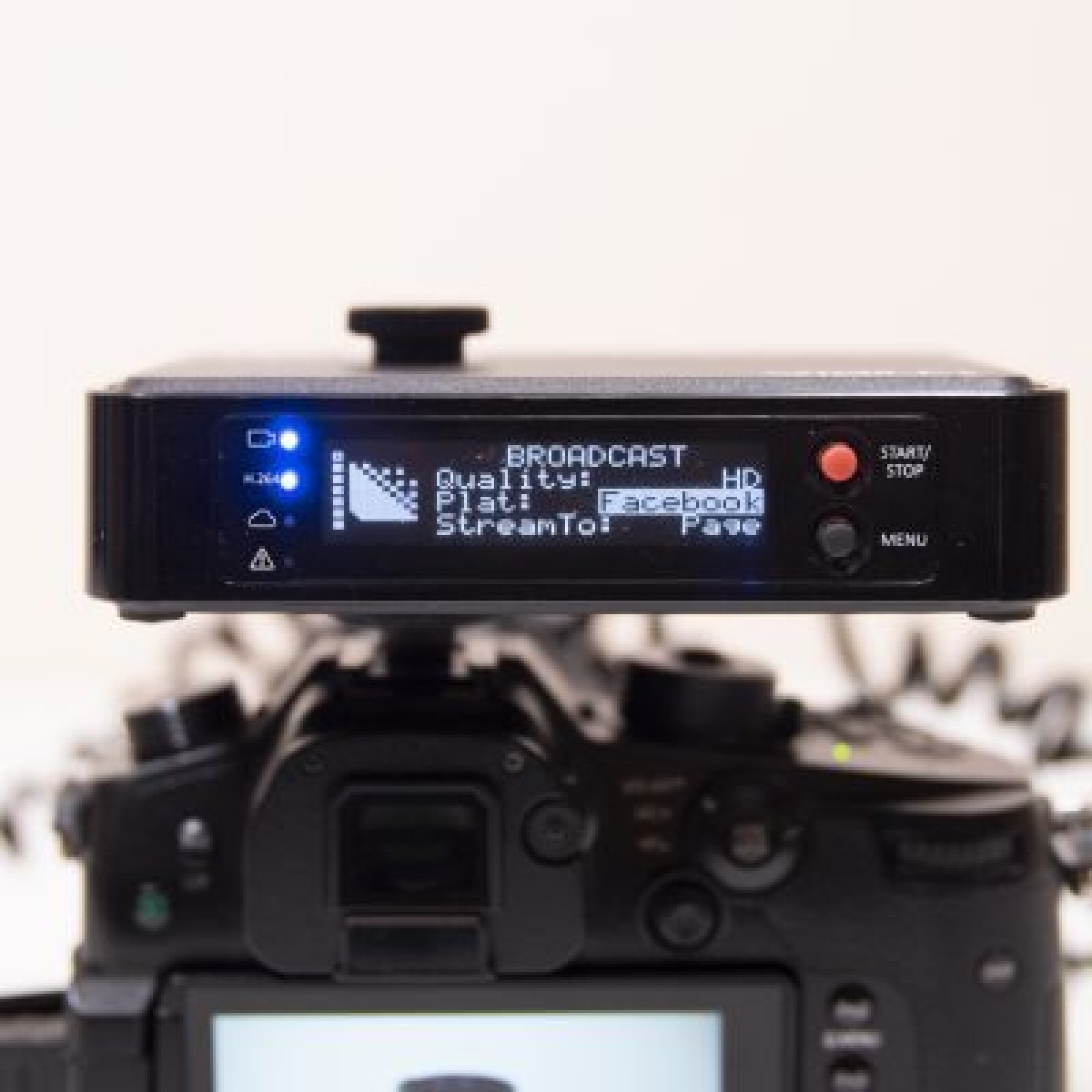Teradek VidiU Pro boîtier encodeur streamer live - Photo 2 sur 5