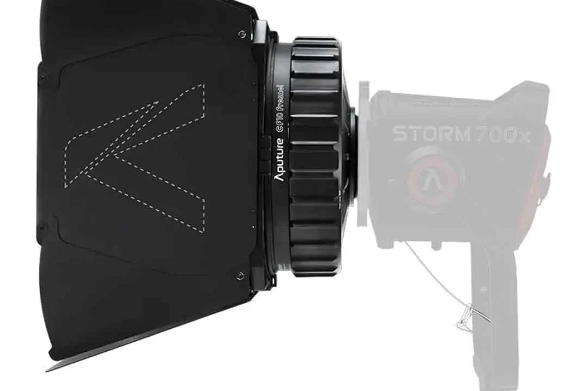 Location Aputure CF10 - Lightyshare