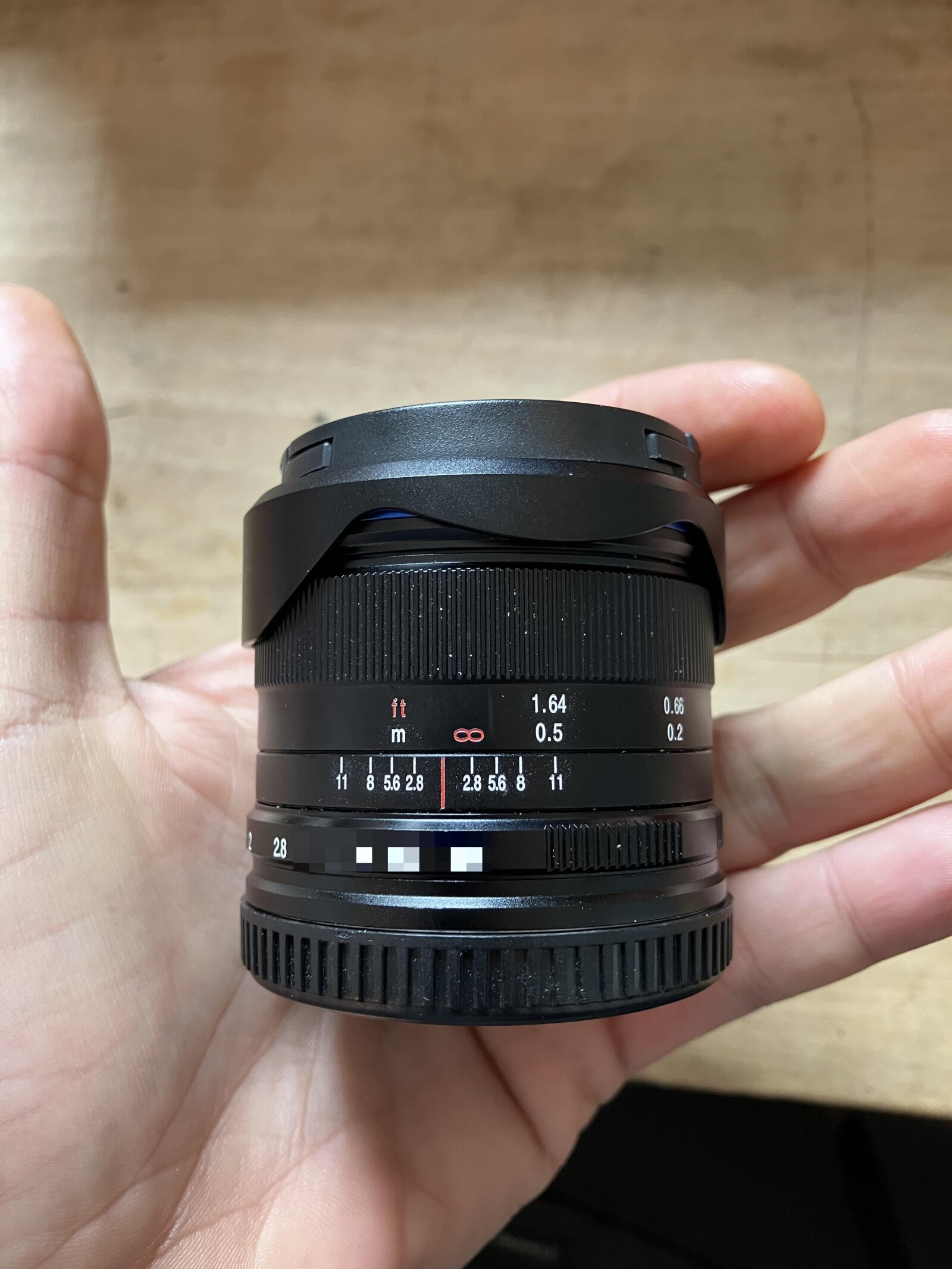 Objectif 7,5 mm F2 - Monture Micro 4/3 - État neuf - Photo 4 sur 5