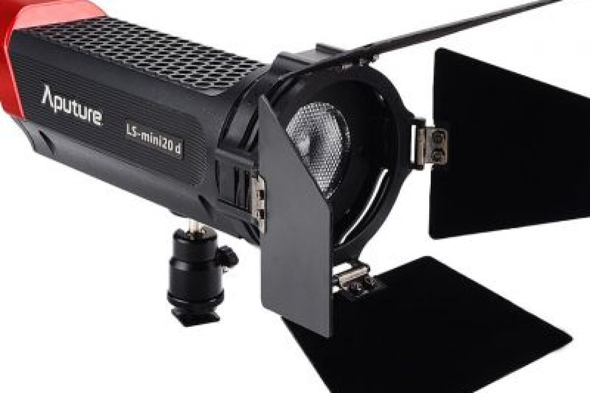Location Mini Fresnel LED  BI-couleur 3200 - 6500 K - Lightyshare
