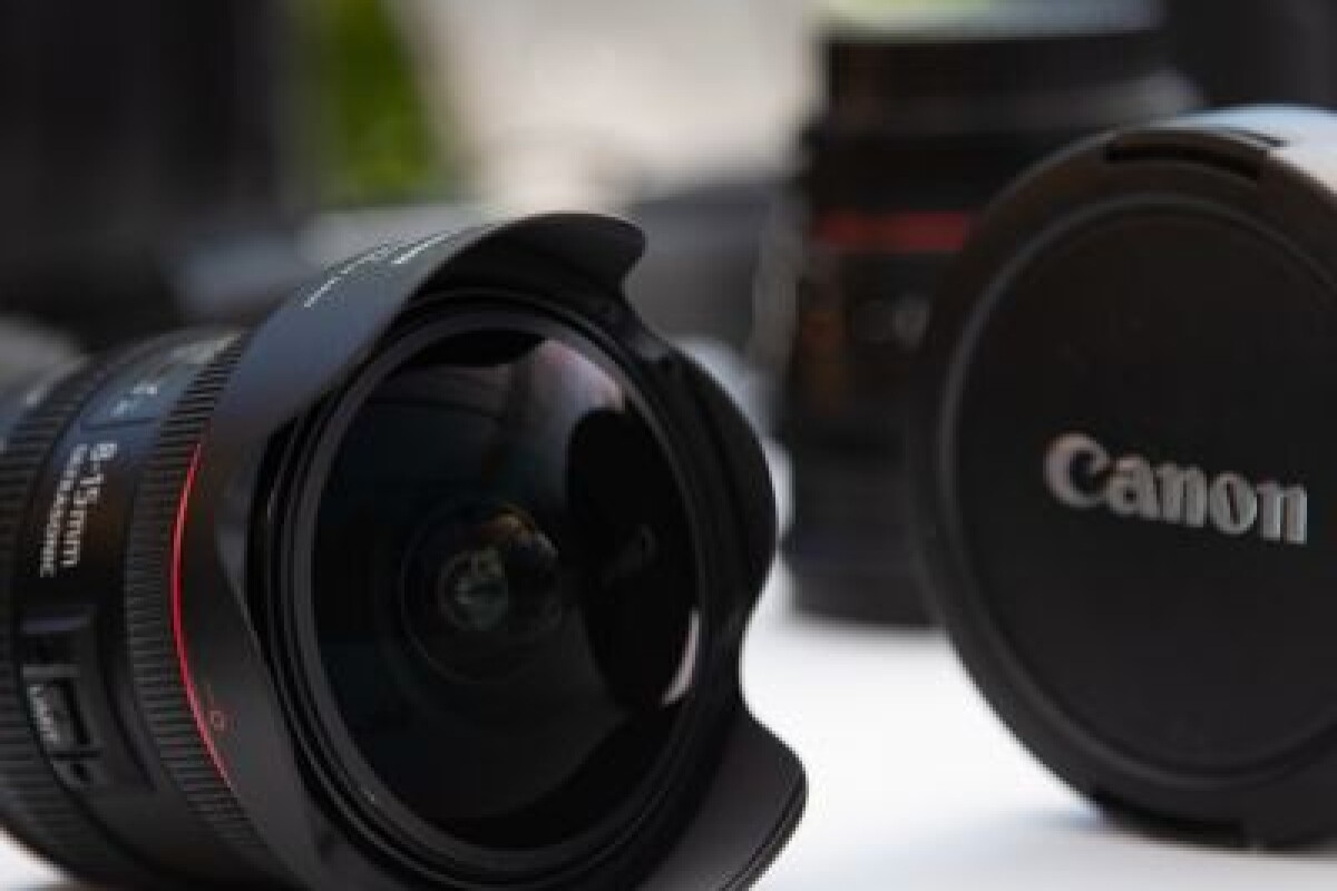 Location Fisheye Canon Zoom  8-15mm 4L USM Bague EF - Lightyshare