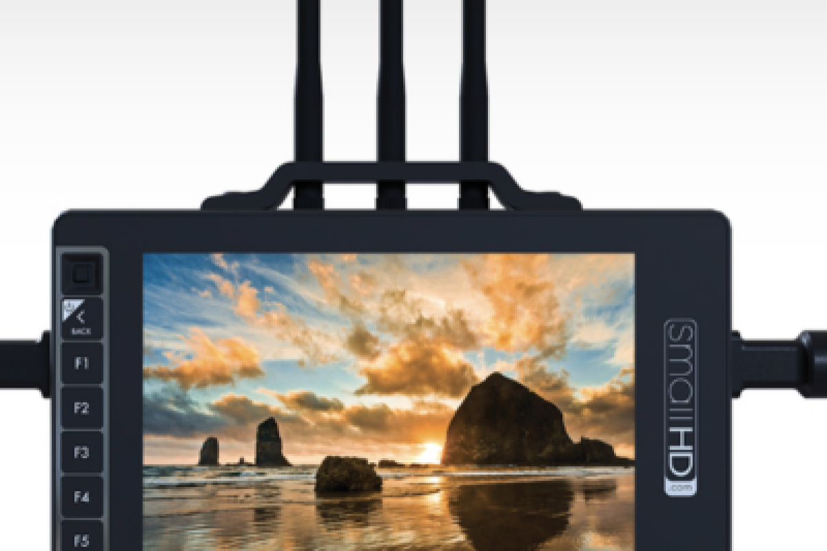 Location MONITEUR 703 BOLT DIRECTOR BUNDLE - Lightyshare
