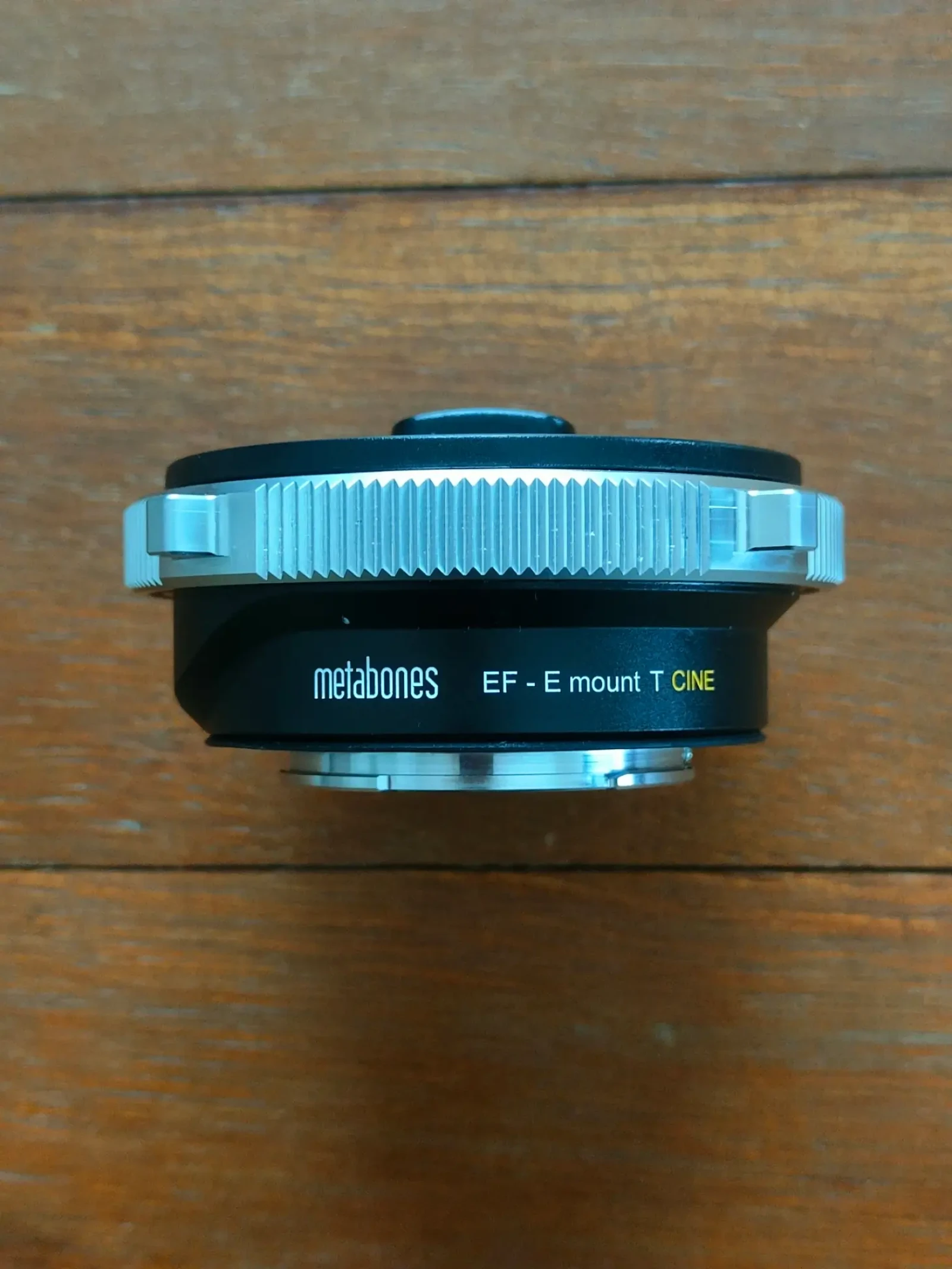 Metabones EF-E Mount T CINE - Photo 2 sur 2