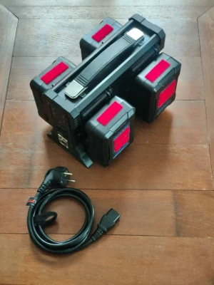 Location Indi Pro 4x Vlock Micro Series 98Wh + Chargeur Quad