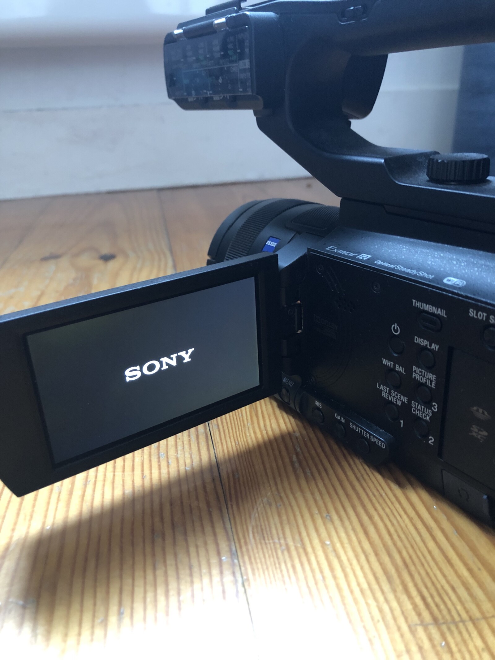 Sony PXW-Z150 - Photo 1 sur 3