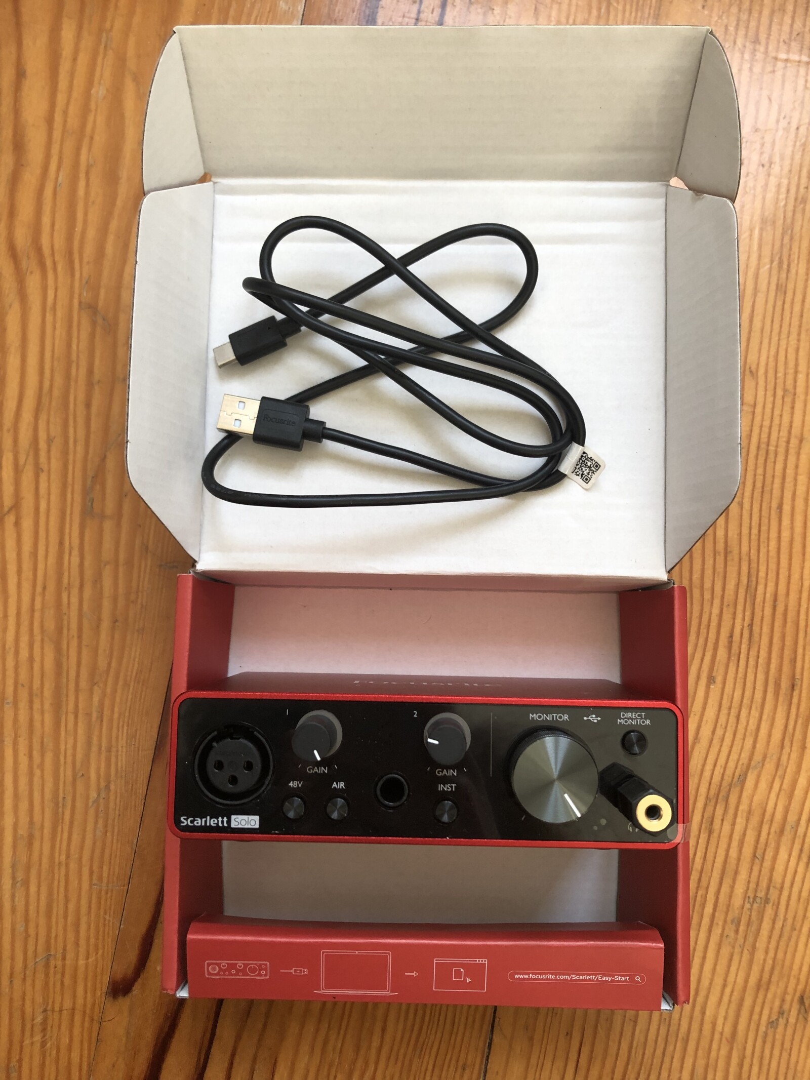 Focusrite Solo 3rd gen - Photo 2 sur 2