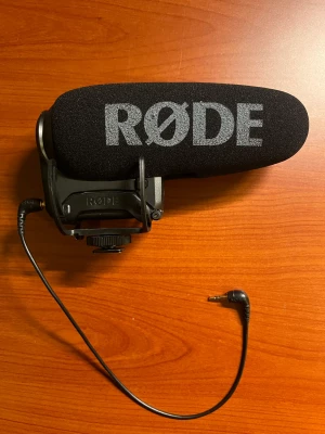 Location Rode VideoMic Pro+