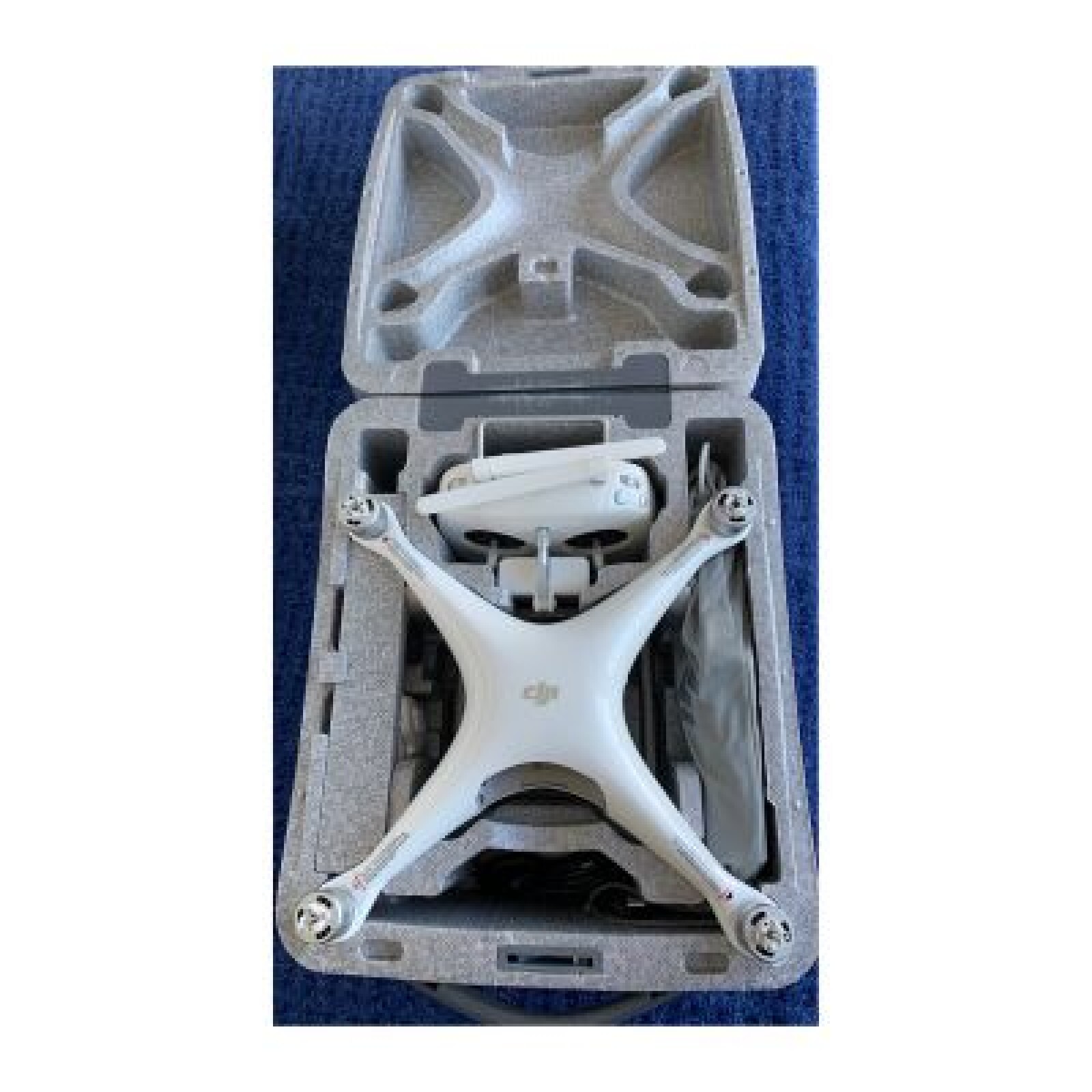 DJI Phantom 4 Pro Drone - Photo 2 sur 4