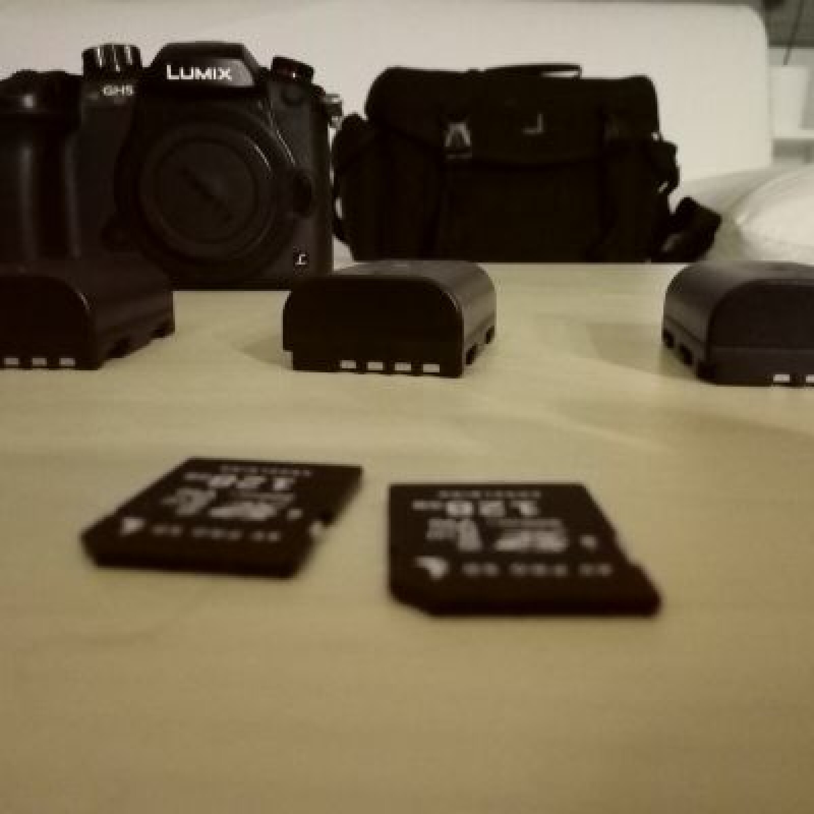 GH5S plus Meatbones canon EF - MICRO 4/3 Speed Booster BT4 - Photo 1 sur 2