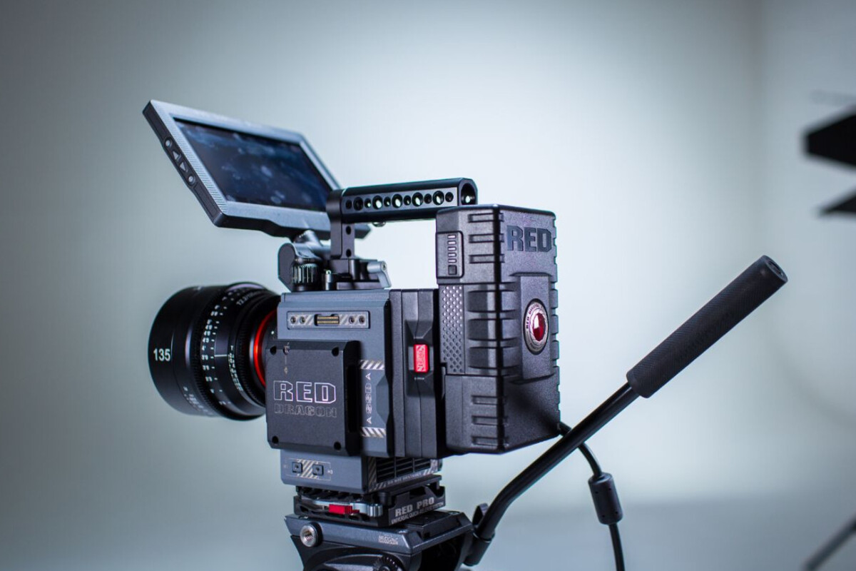 Location Camera Red Scarlet-W 5K // Pack  - Lightyshare