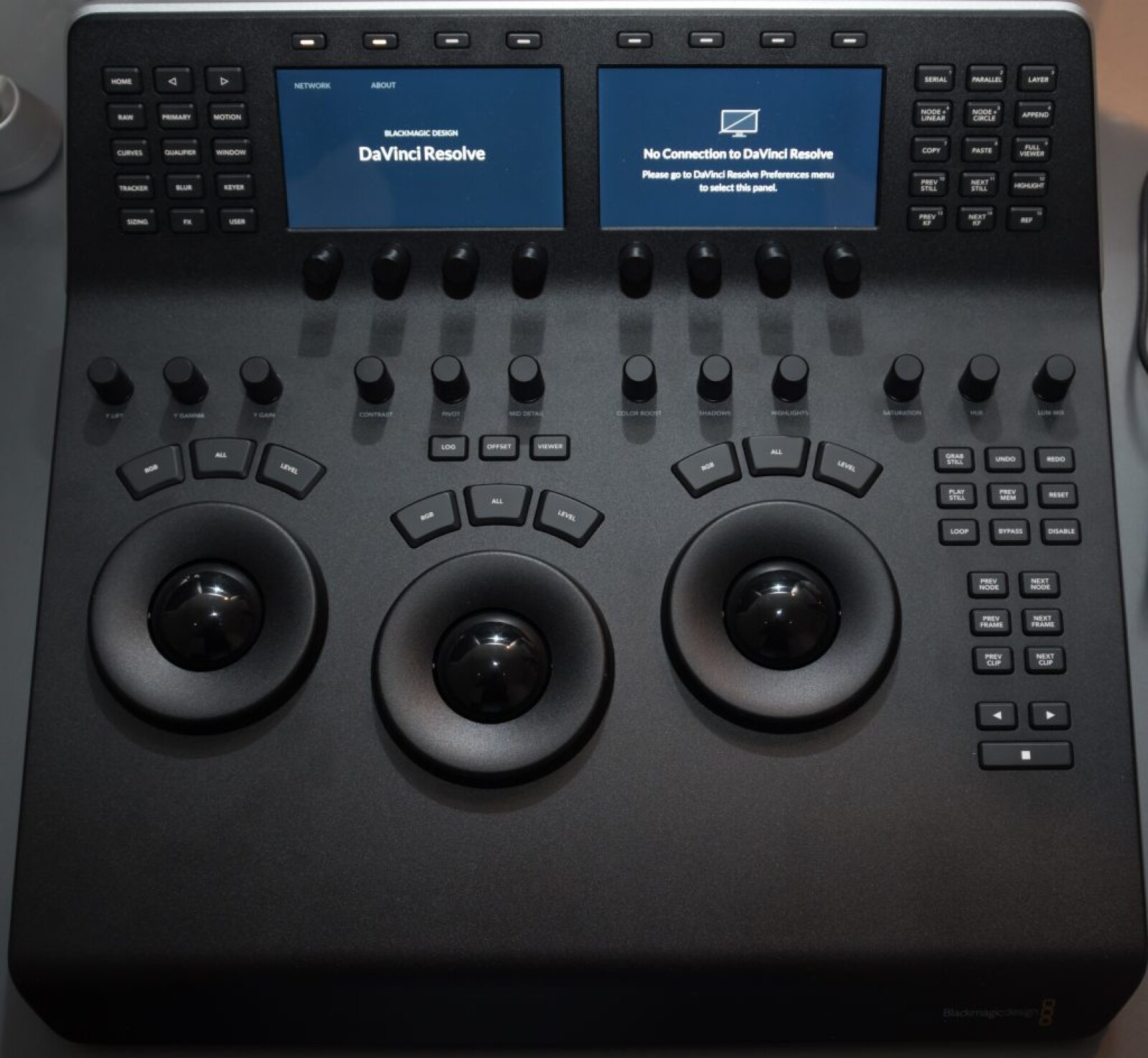 Davinci Resolve Mini Panel // Pupitre d'étalonnage Blackmagic Design  - Photo 2 sur 3