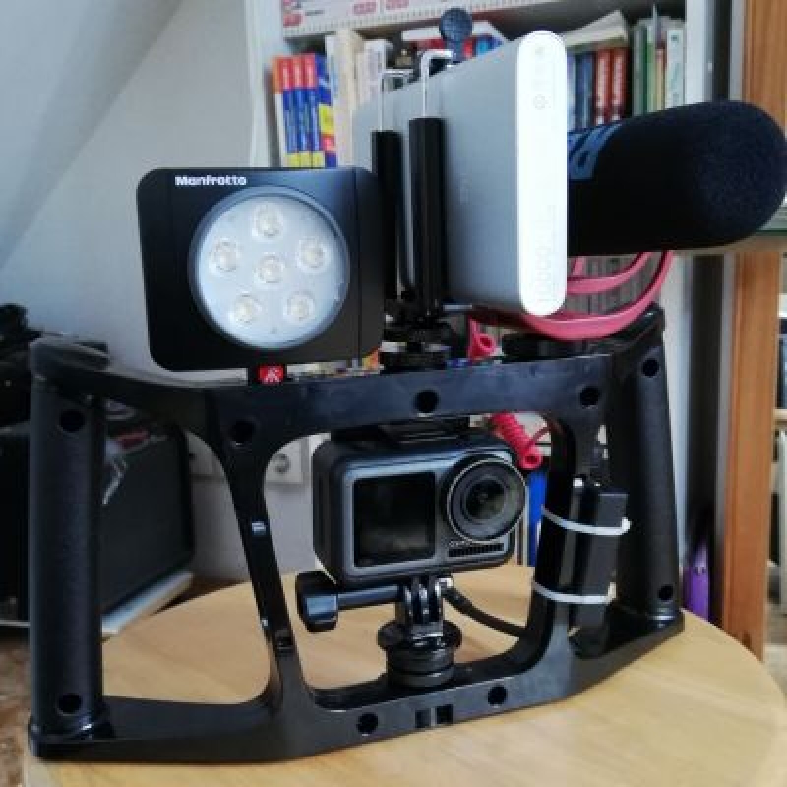 DJI - Osmo Action + Rig Vlog + Carte 64 gigas - Photo 1 sur 1