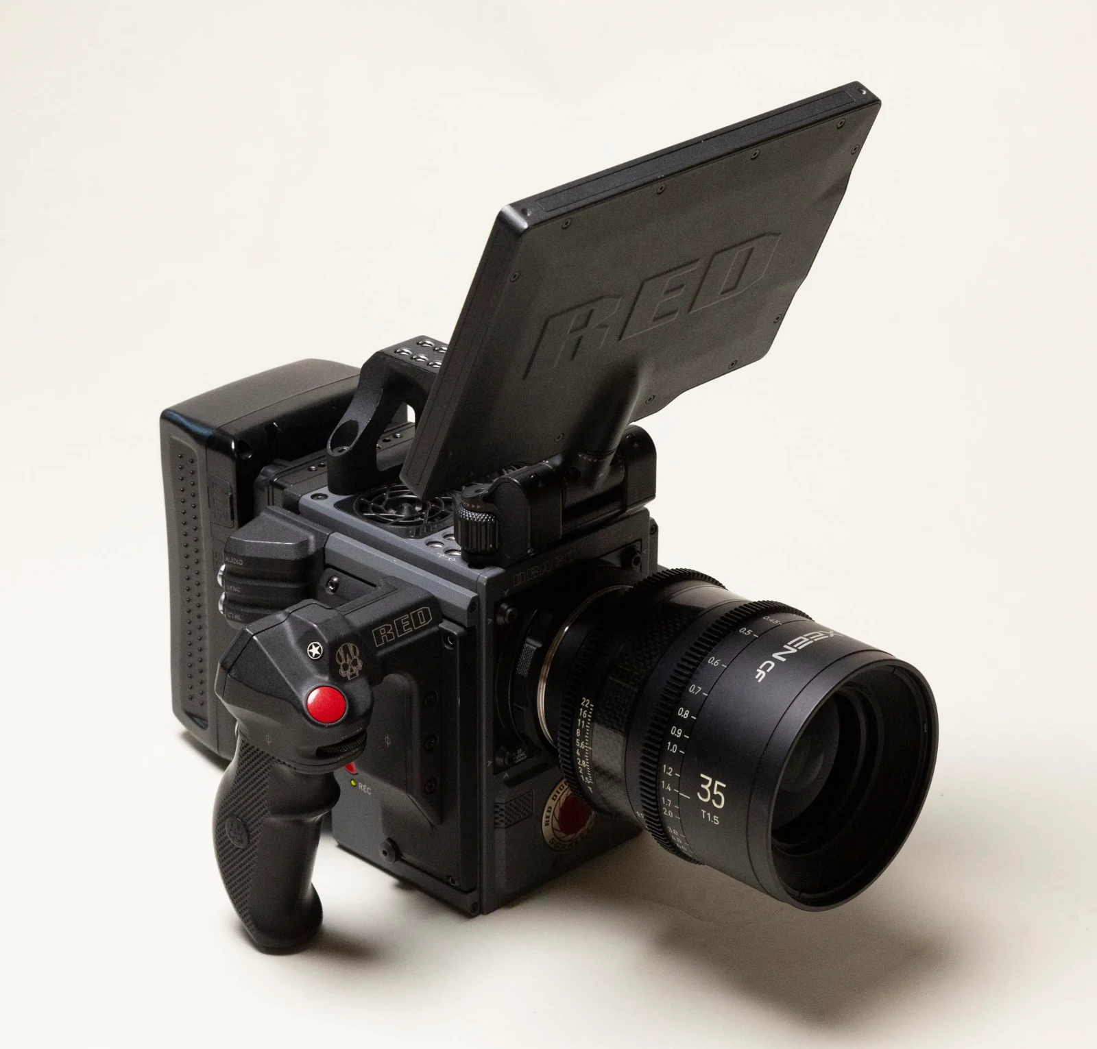RED SCARLET-W DRAGON 5K - Photo 2 sur 7