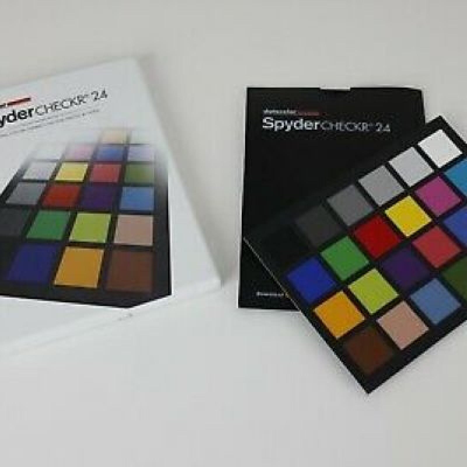 CHARTE COULEUR DATACOLOR - Photo 2 sur 2
