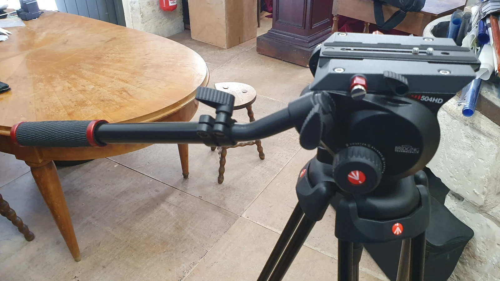 Manfrotto Trépied 546 BK - 504 HDV - Photo 4 sur 4