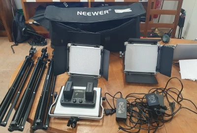 Location Neewer Kit 3 LED Lumière vidéo