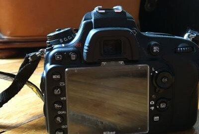 Location Nikon D610 / 2 batteries