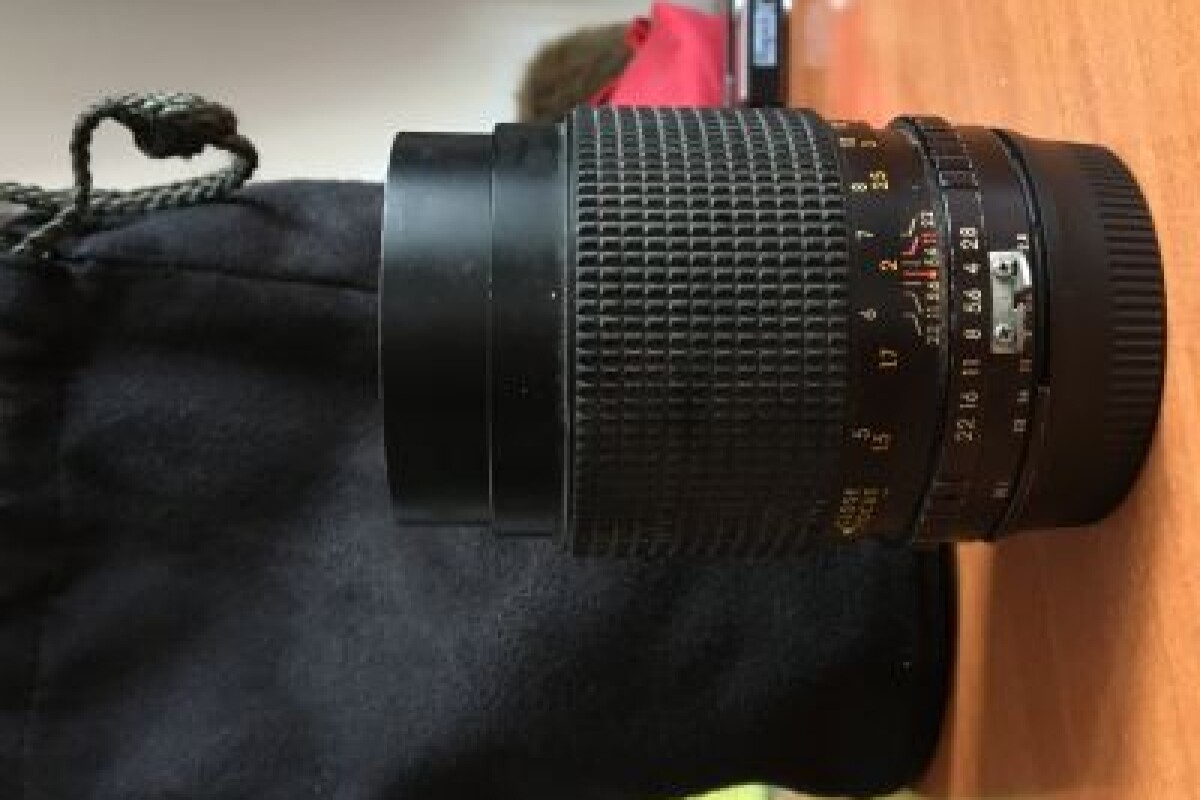 Location Objectif 135mm F/2,8 - Lightyshare