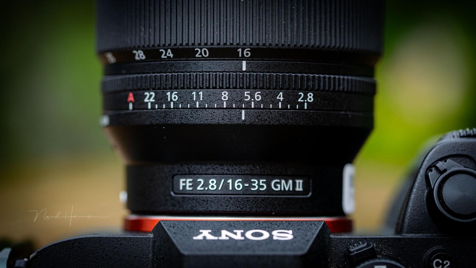 Sony FE 16-35mm f2.8 GM II Objectif grand angle ultra lumineux et léger - Photo 2 sur 3