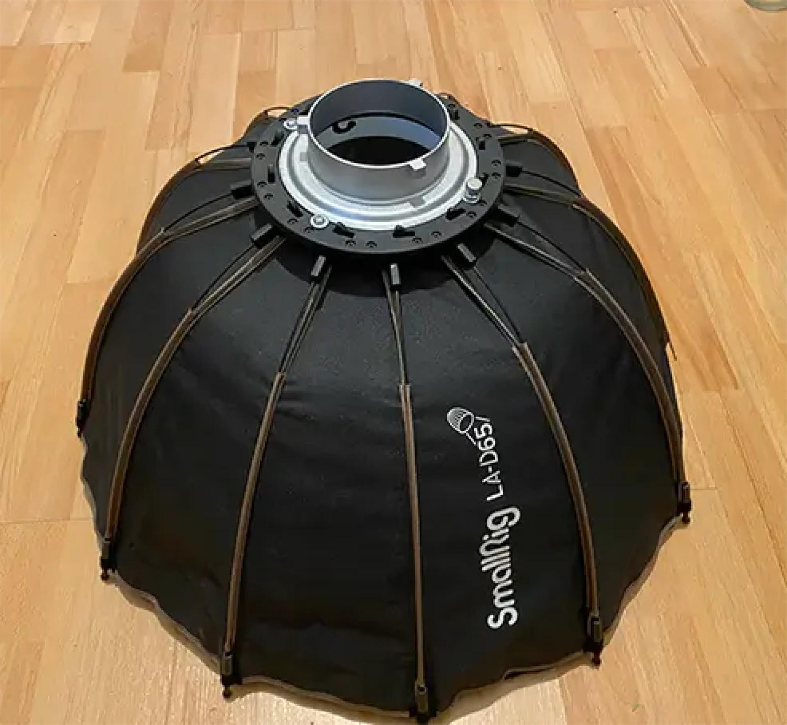 Smallrig Softbox LA-D65 - Photo 2 sur 3