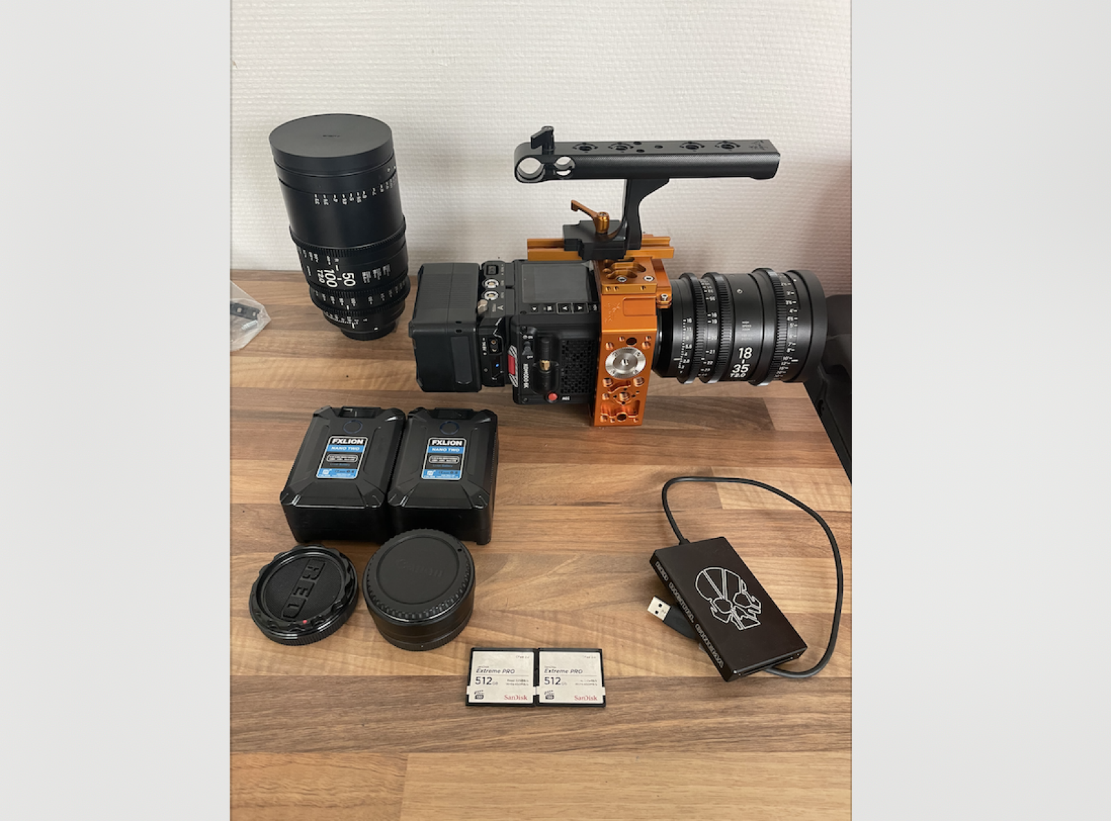 Kit red komodo + sigma cine 18-35 & 50-100mm - Photo 1 sur 1