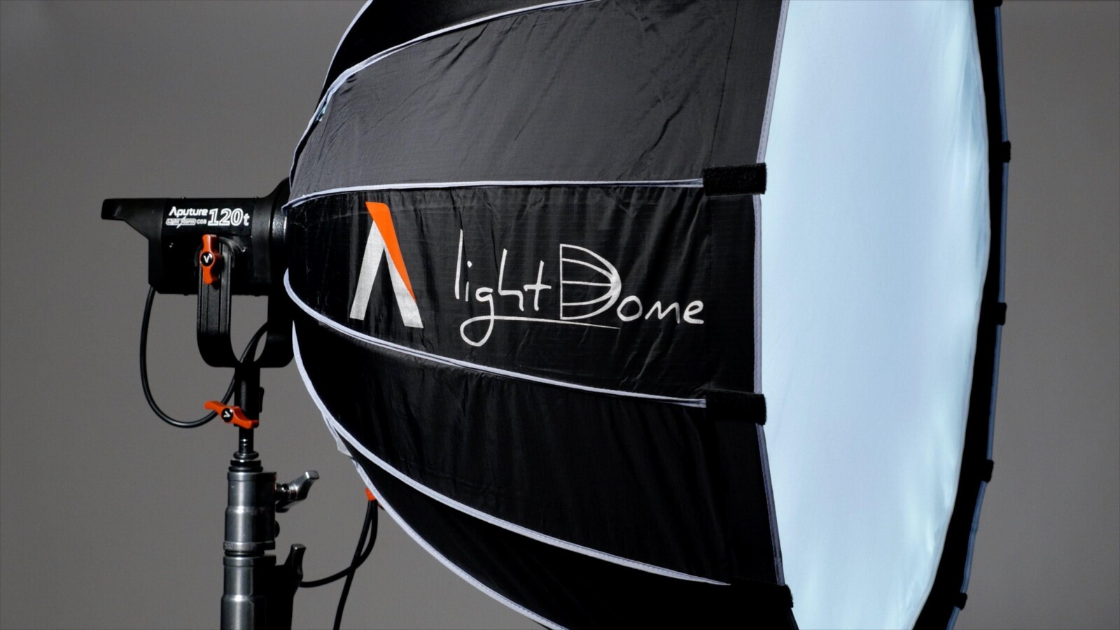 Aputure 120D Monture BOWENS + Light Dome - Photo 2 sur 2