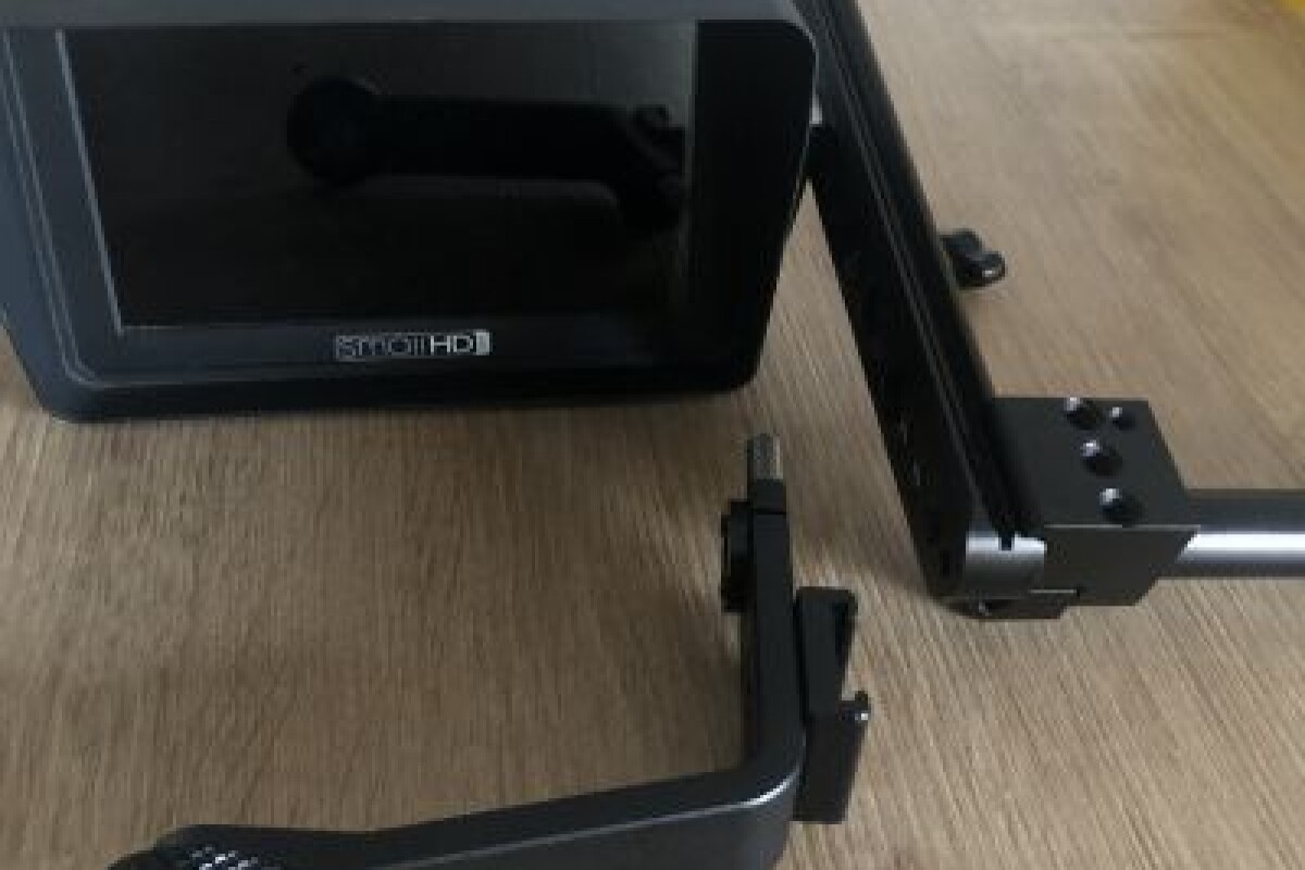 Location SmallHD Focus 5' LCD - Lightyshare
