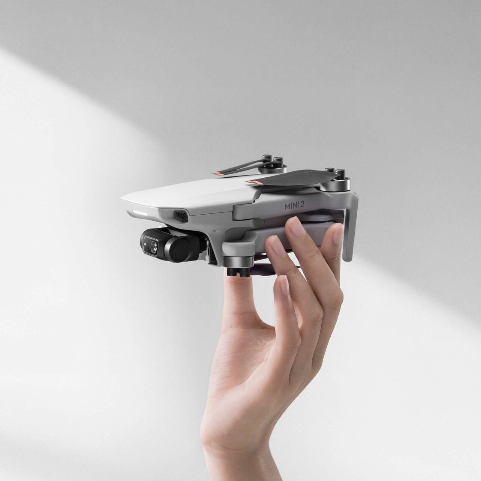 DJI Mini 2 Fly More Combo - Drone 4K Photo 12MP - x3 Batteries - Photo 2 sur 3