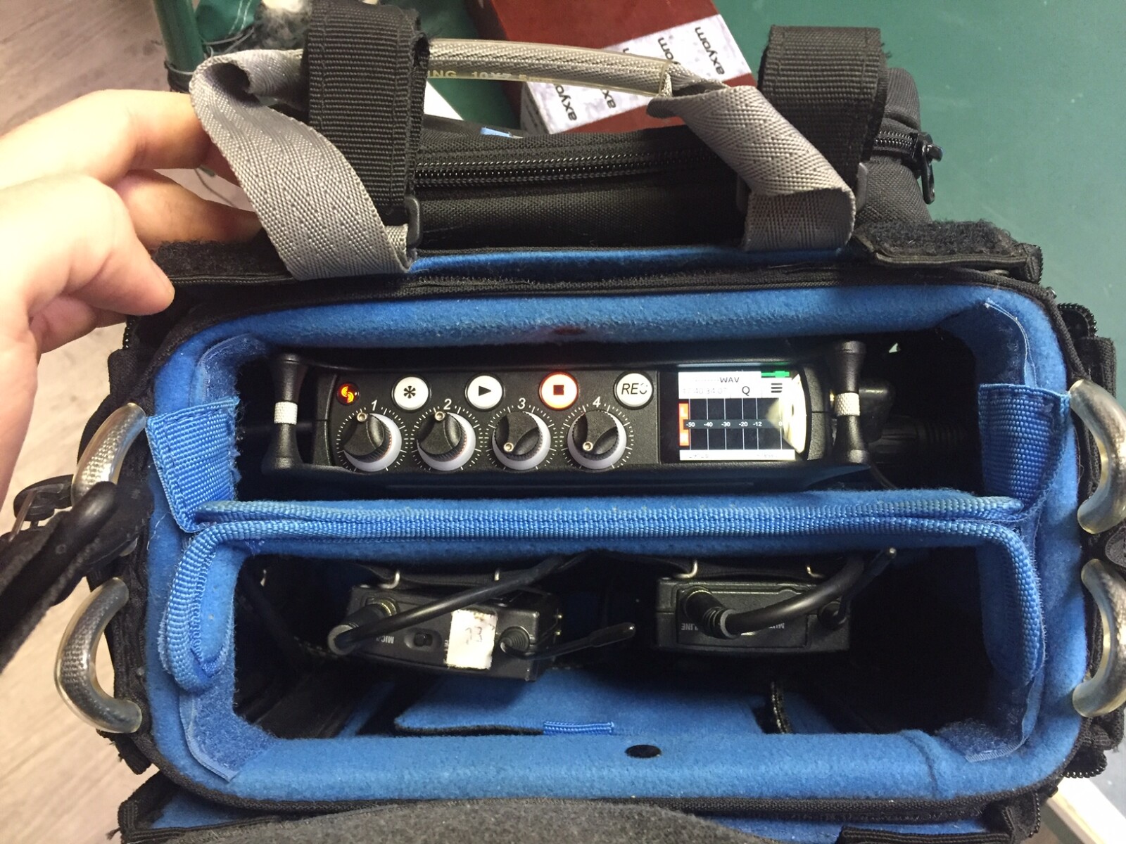 Sound Devices MixPre-6 II - Photo 2 sur 5