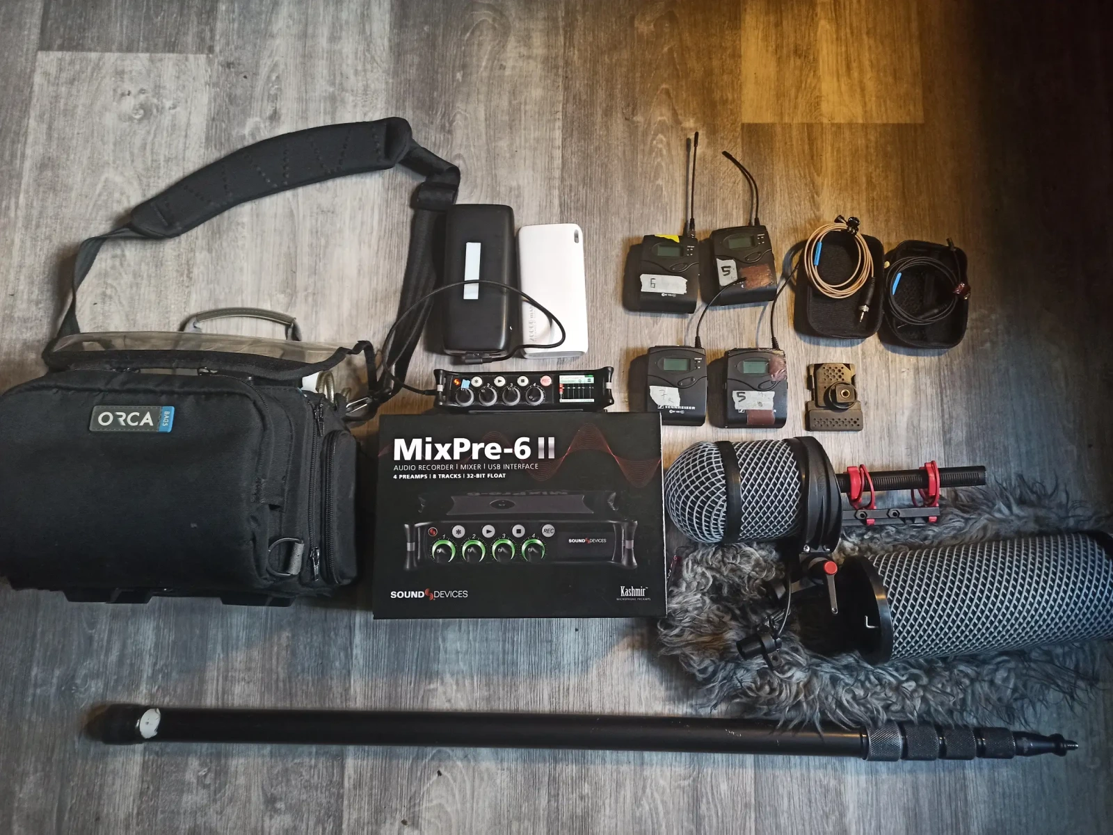 Kit de prise de son Léger : Mix PRE 6 II, 2 HF Sennheiser, micro Neumann KMR81 ou KM 185 - Photo 5 sur 6