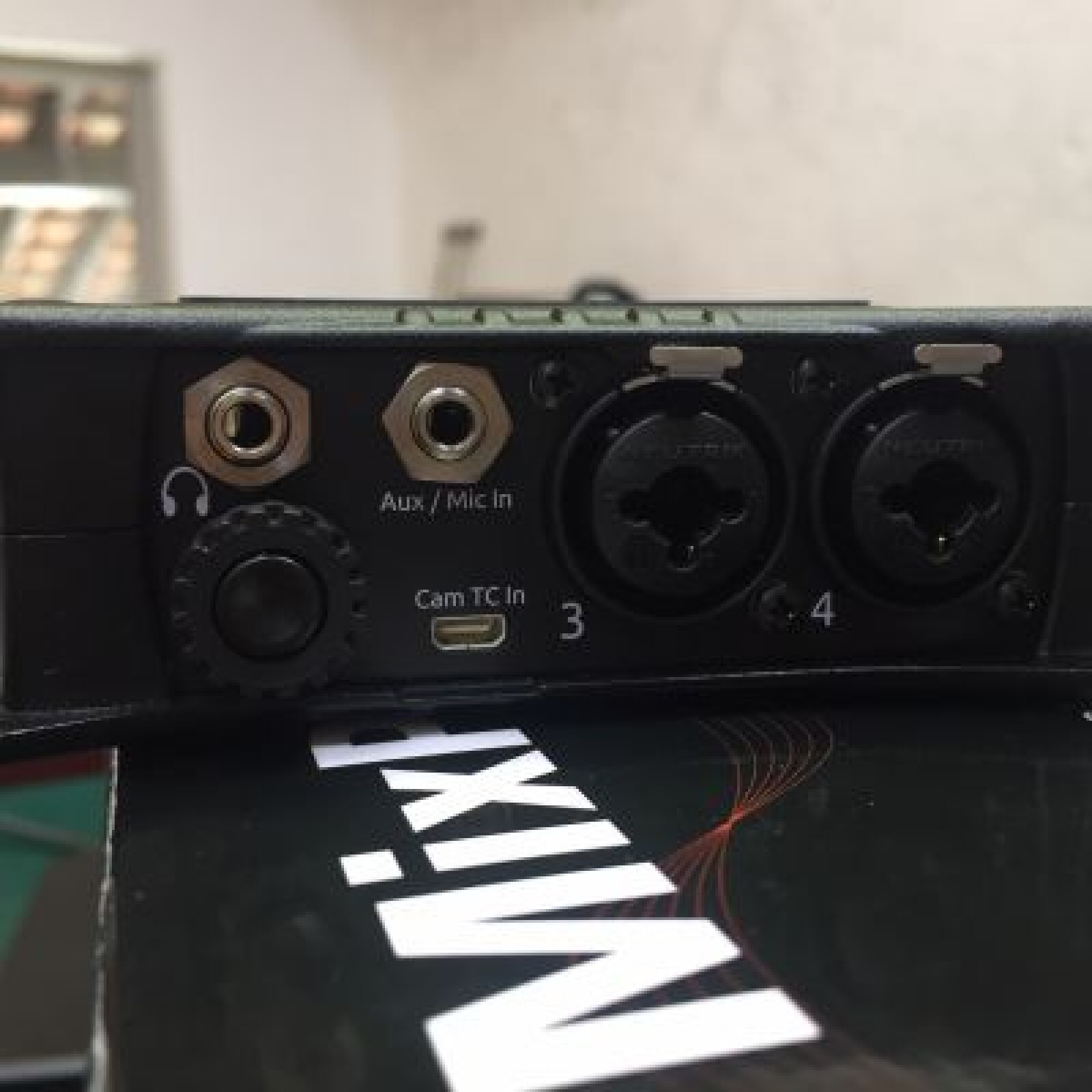 Sound Devices MixPre-6 II - Photo 2 sur 3