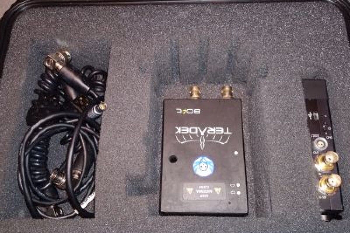 Location Teradek Bolt 300 SDI 1Tx/1Rx alim D-tape - Lightyshare