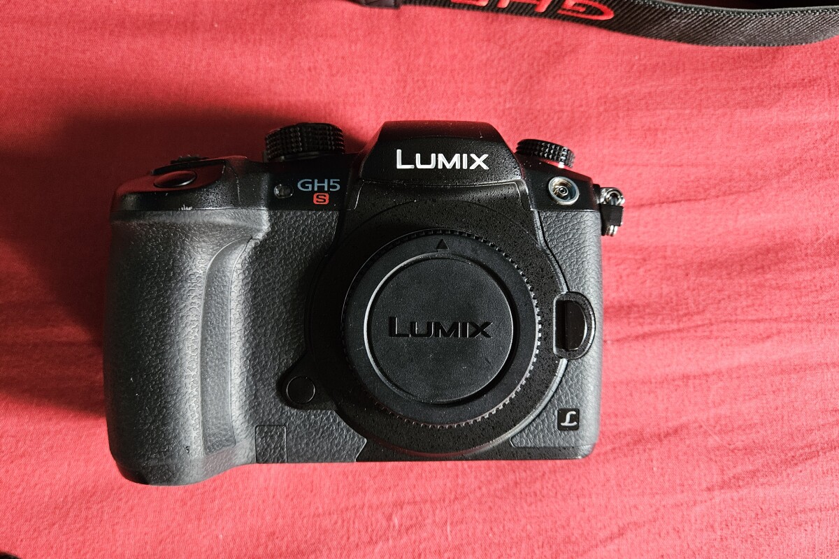 Location Panasonic LUMIX GH5S - Lightyshare