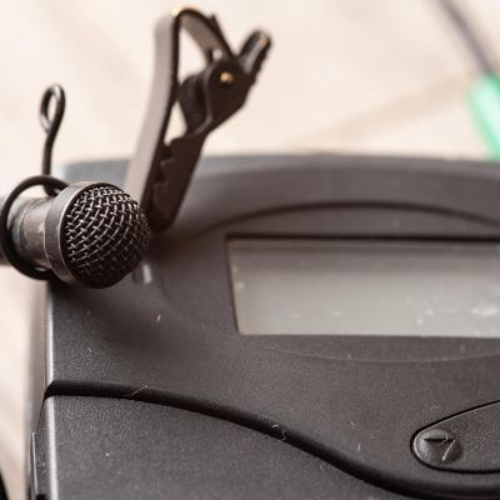 KIT HF EW100 G2 - Photo 2 sur 2