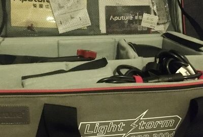 Location Projecteur LED APUTURE LS C300d (V-mount) / Haute puissance